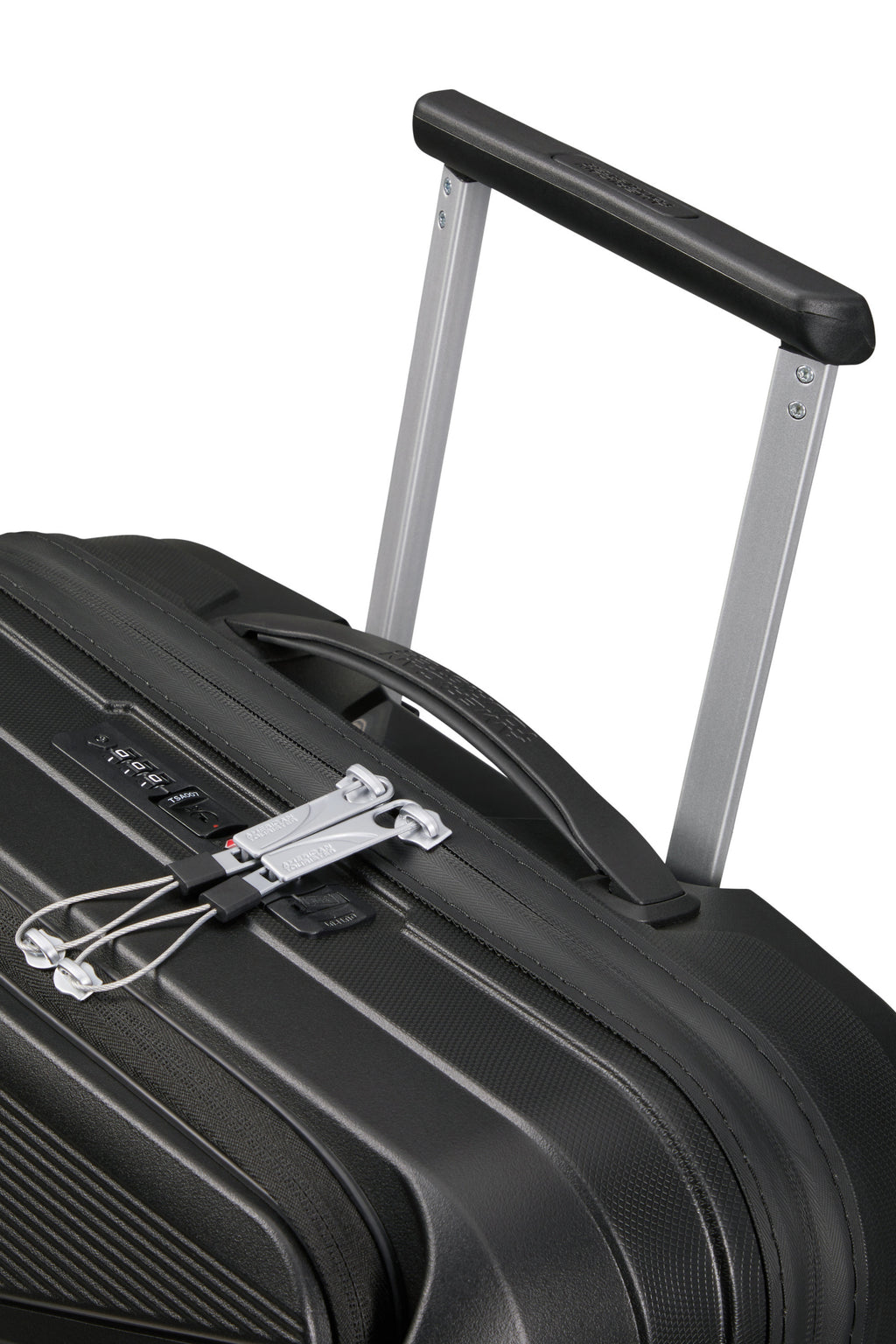 American Tourister Airconic Spinner Frontloader 15.6' 55cm