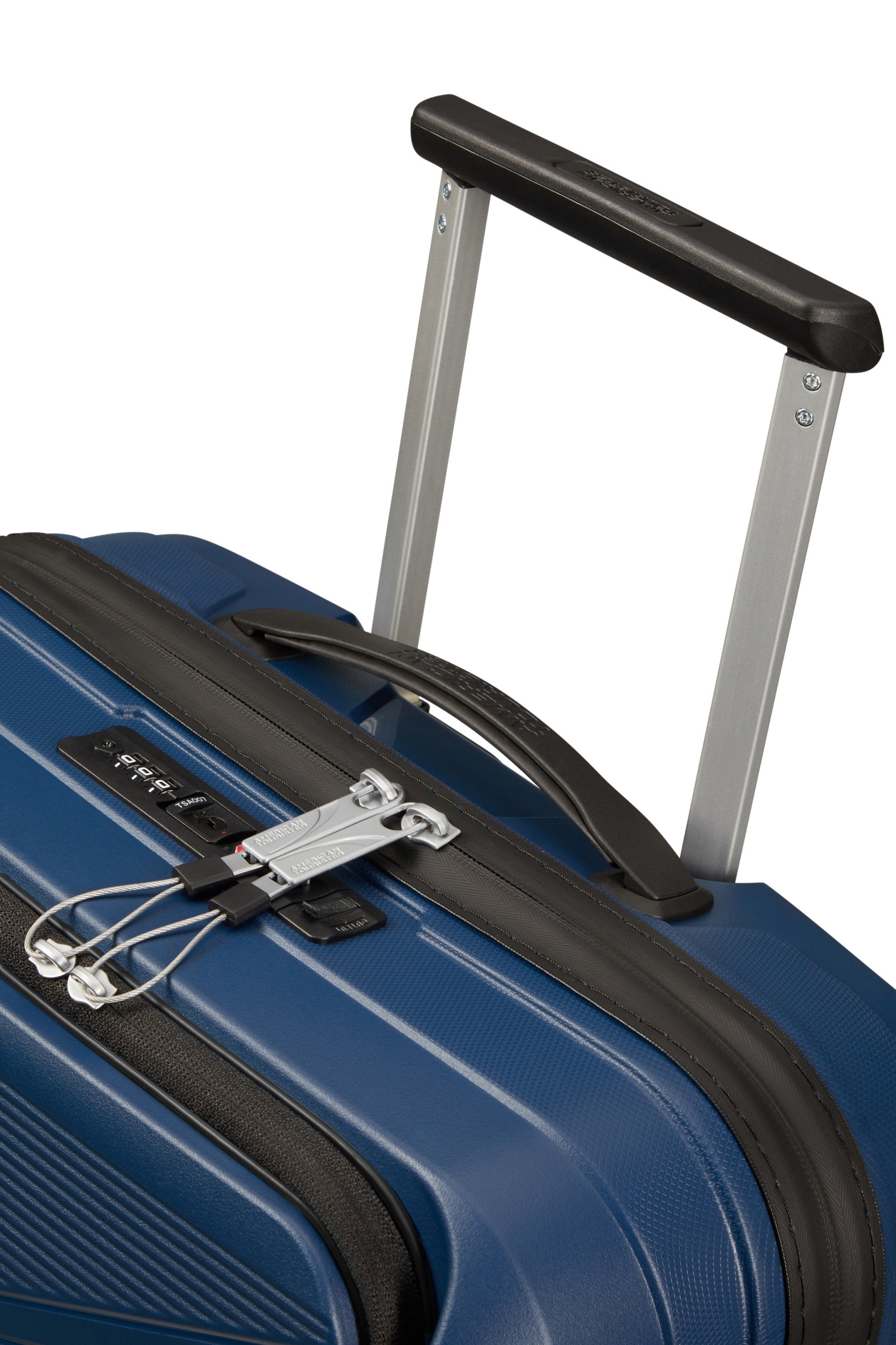 American Tourister Airconic Spinner Frontloader 15.6' 55cm
