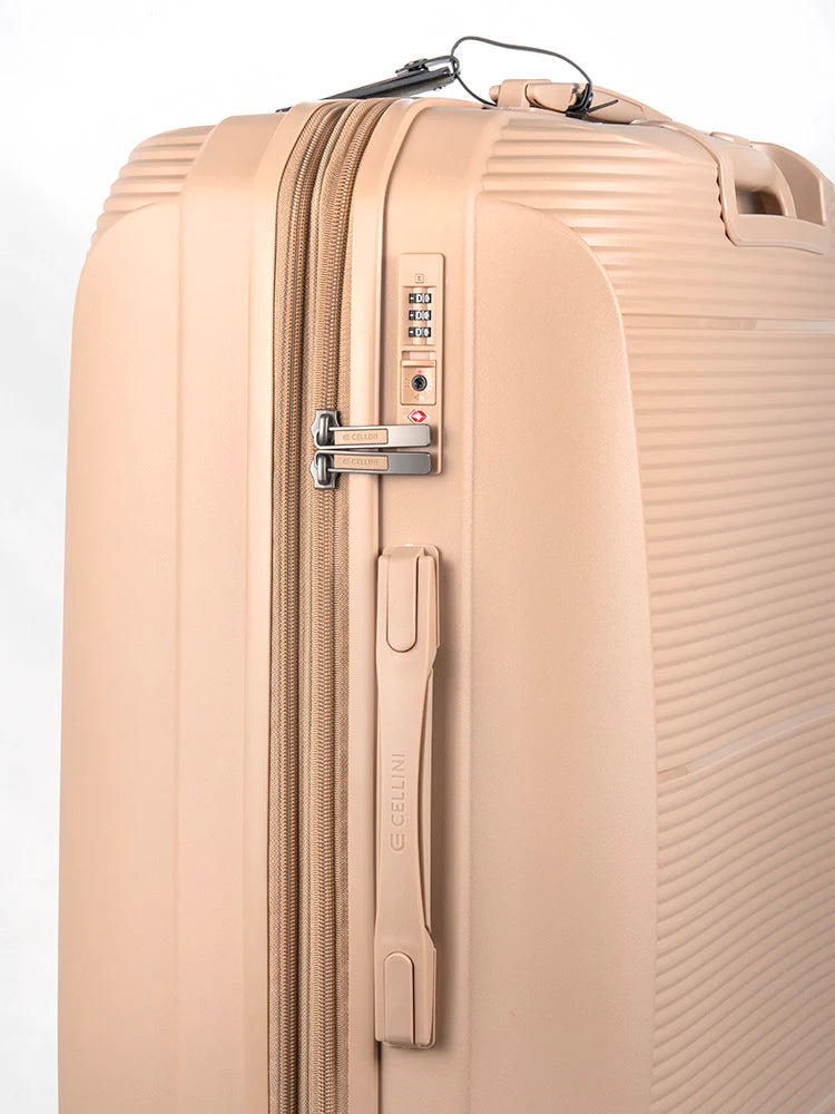 Cellini Qwest Medium 4 Wheel Trolley Case