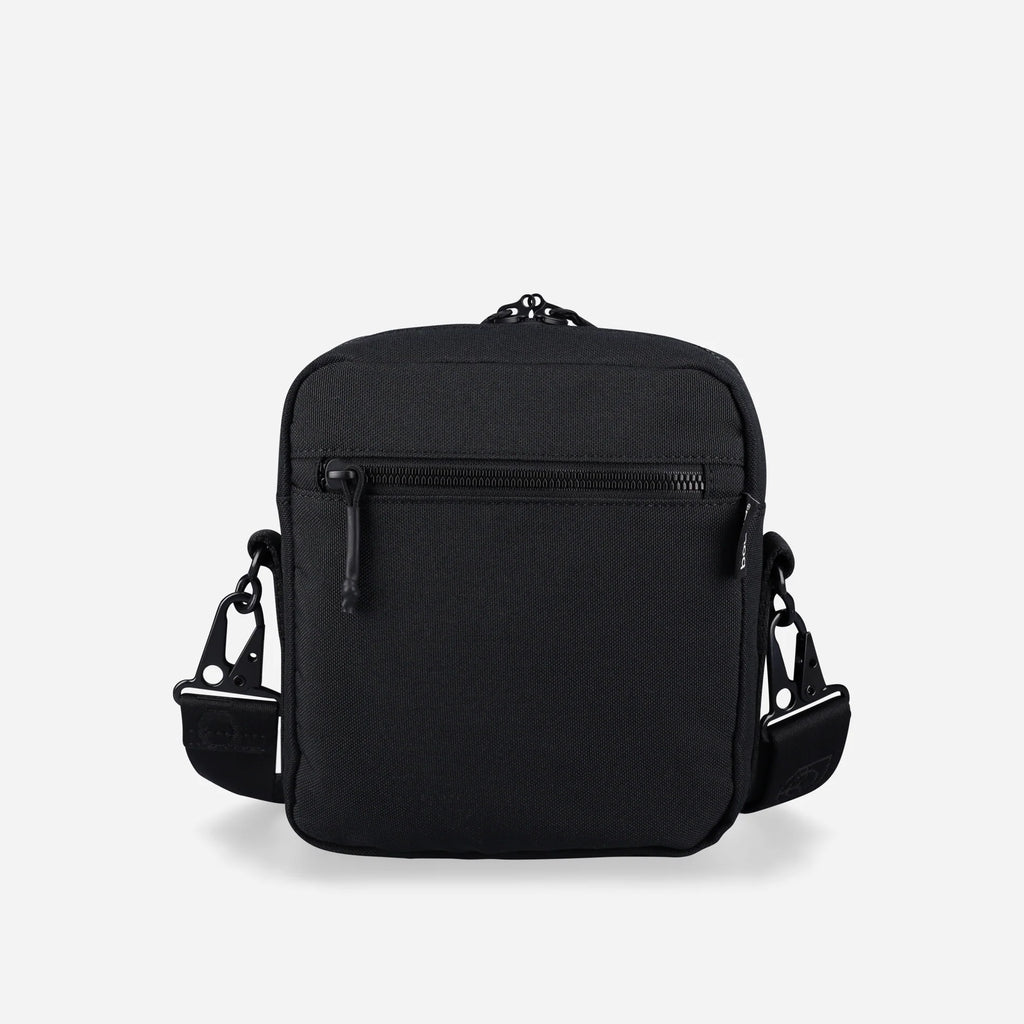 Bound City Sling Clasp Bag