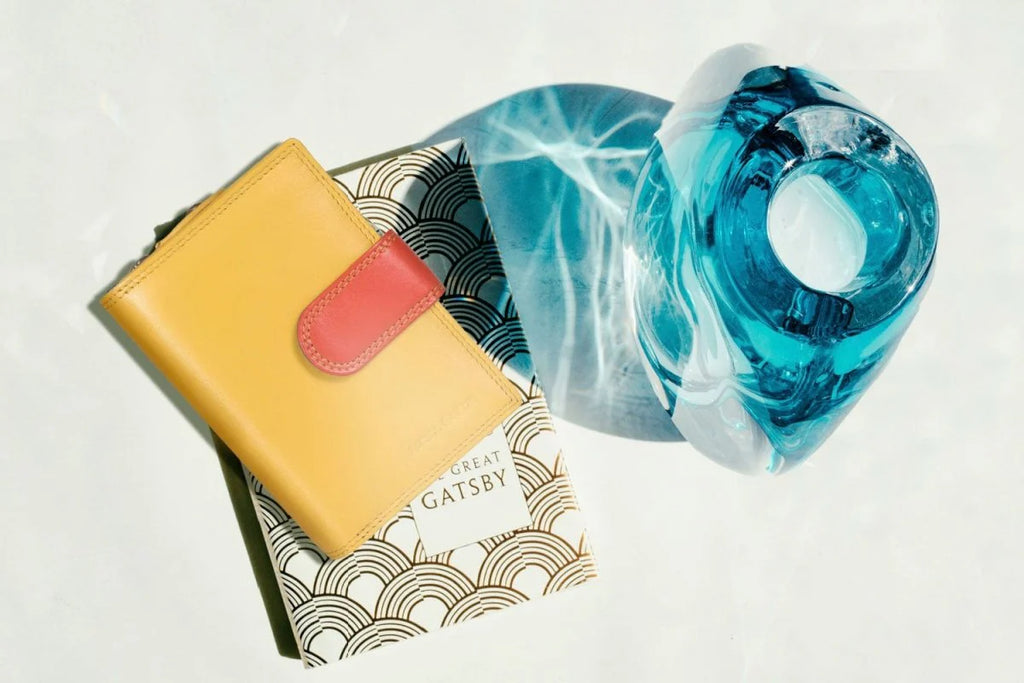 Jekyll & Hide Compact Purse