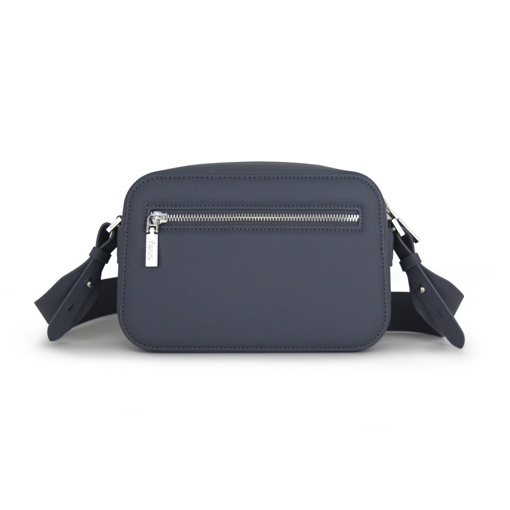 Fenn Crossbody Silver Zip