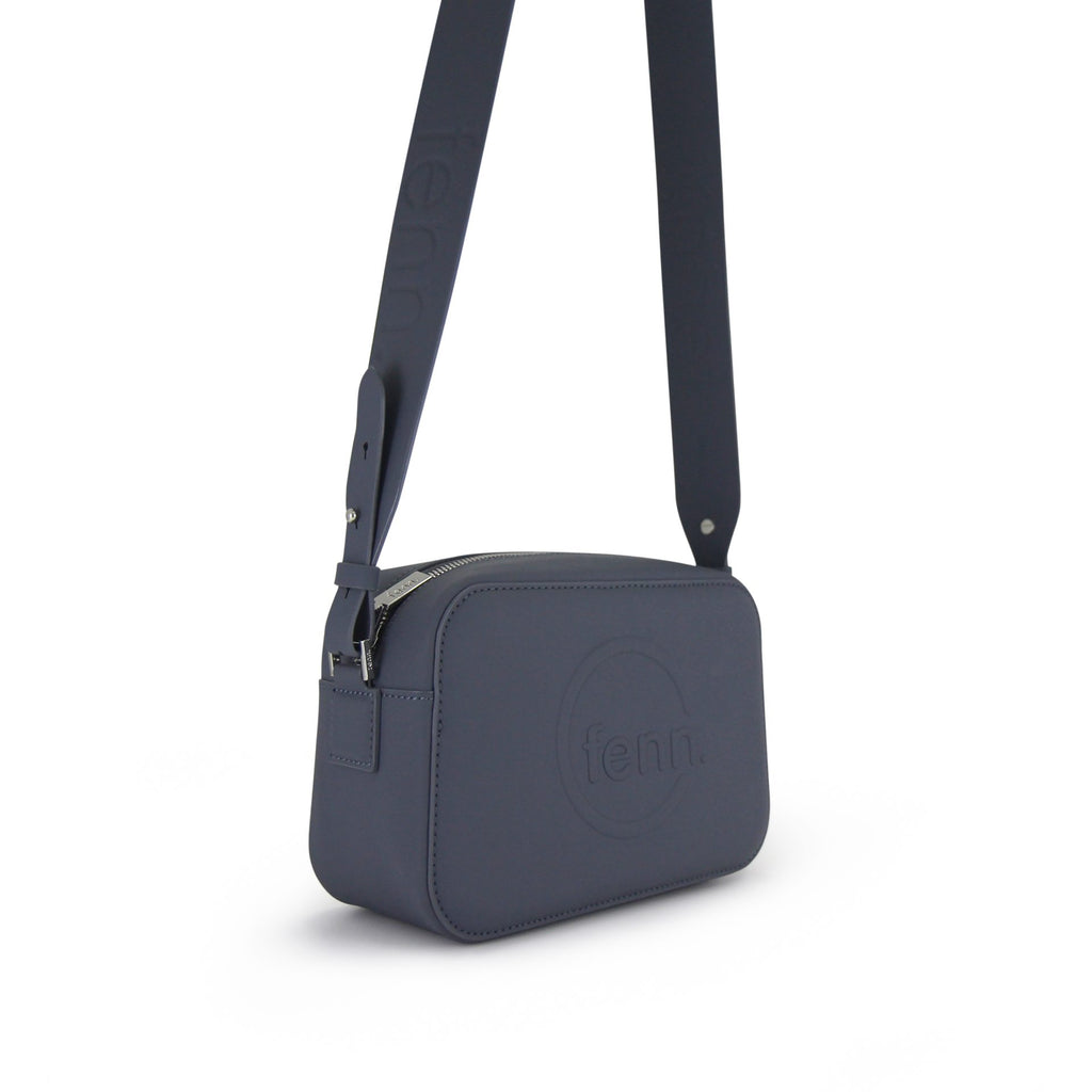 Fenn Crossbody Silver Zip
