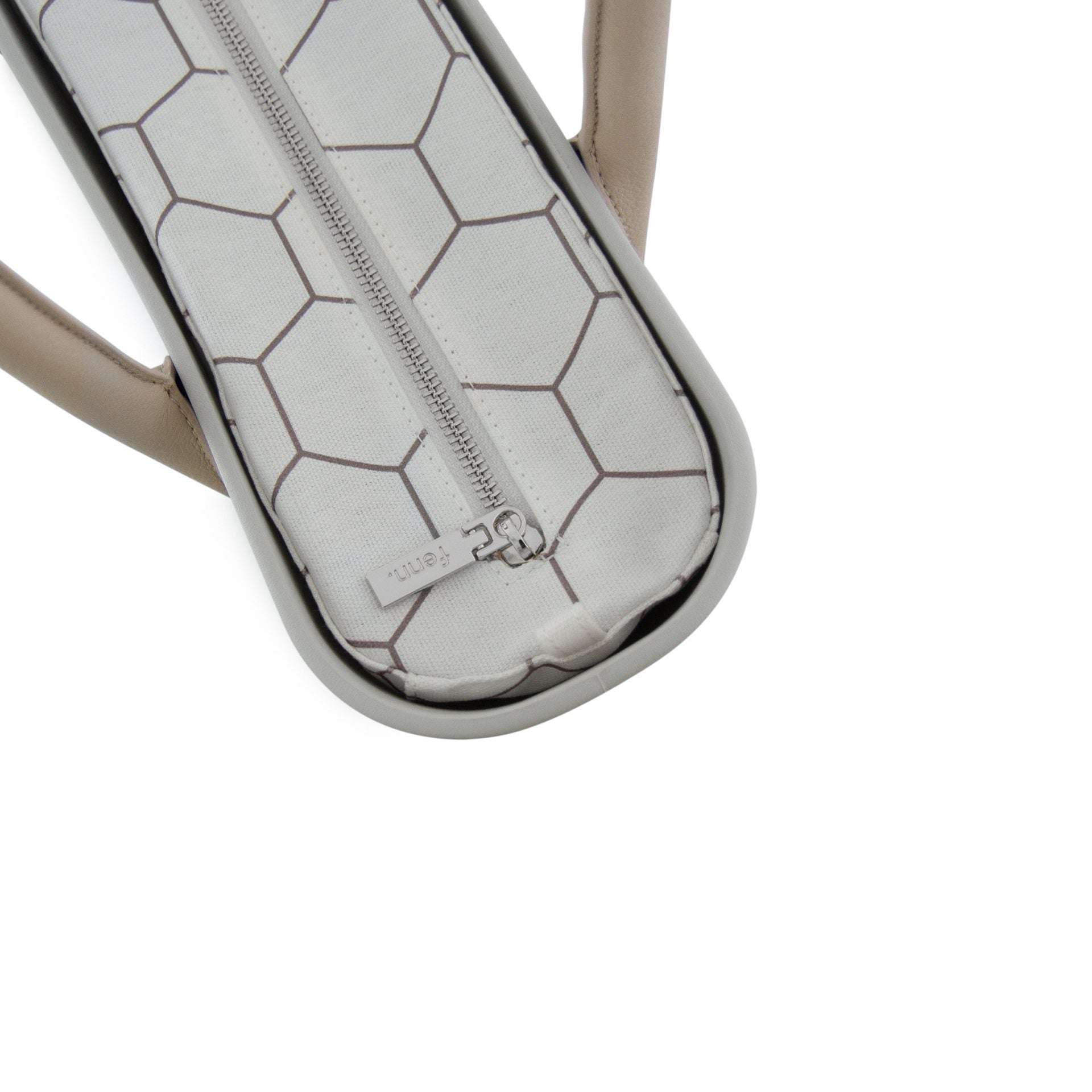 Fenn Original Collection Stone Round Handles