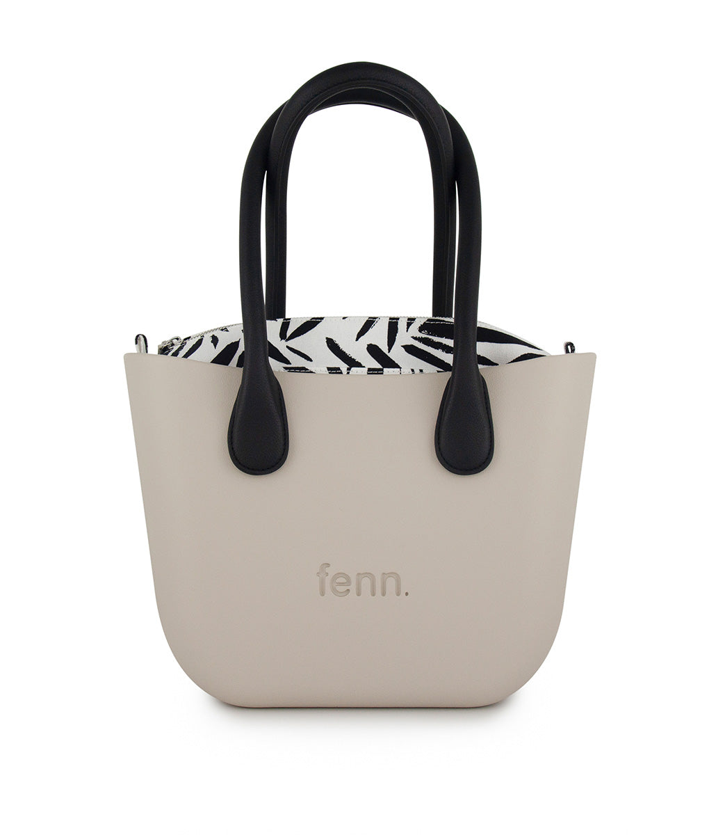 Fenn Petite Black with Flat Handle
