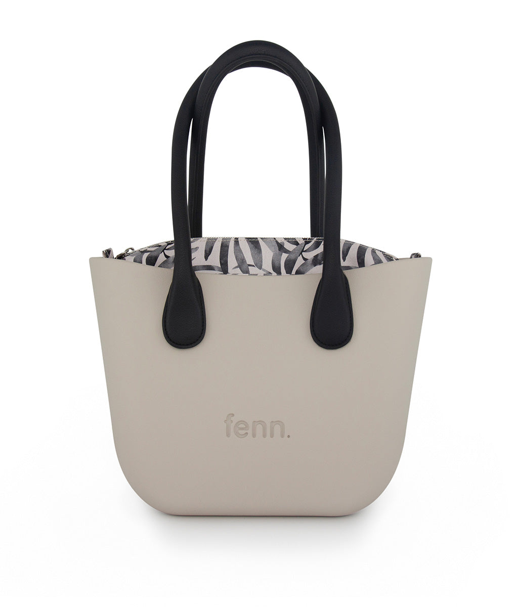 Fenn Petite Black with Flat Handle