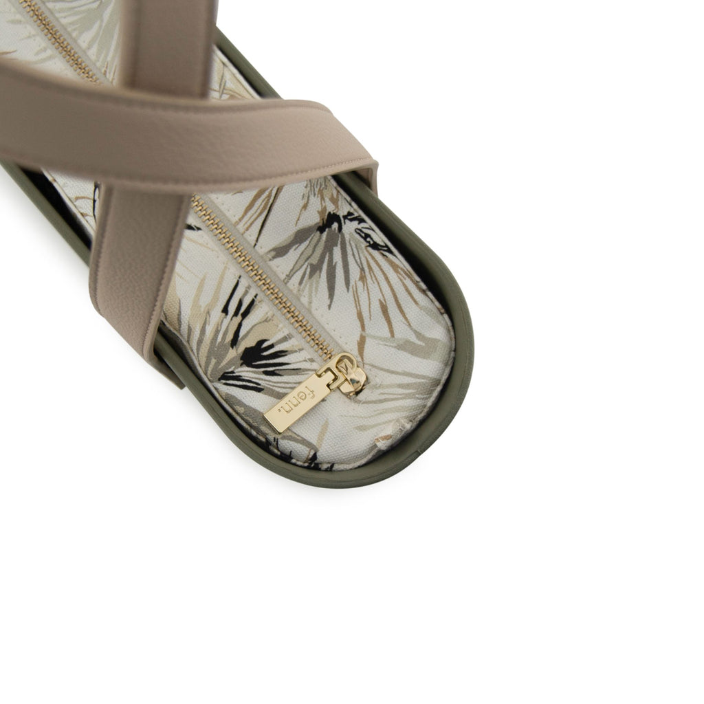 Fenn Petite Light Stone Round Handle with Gold Zip