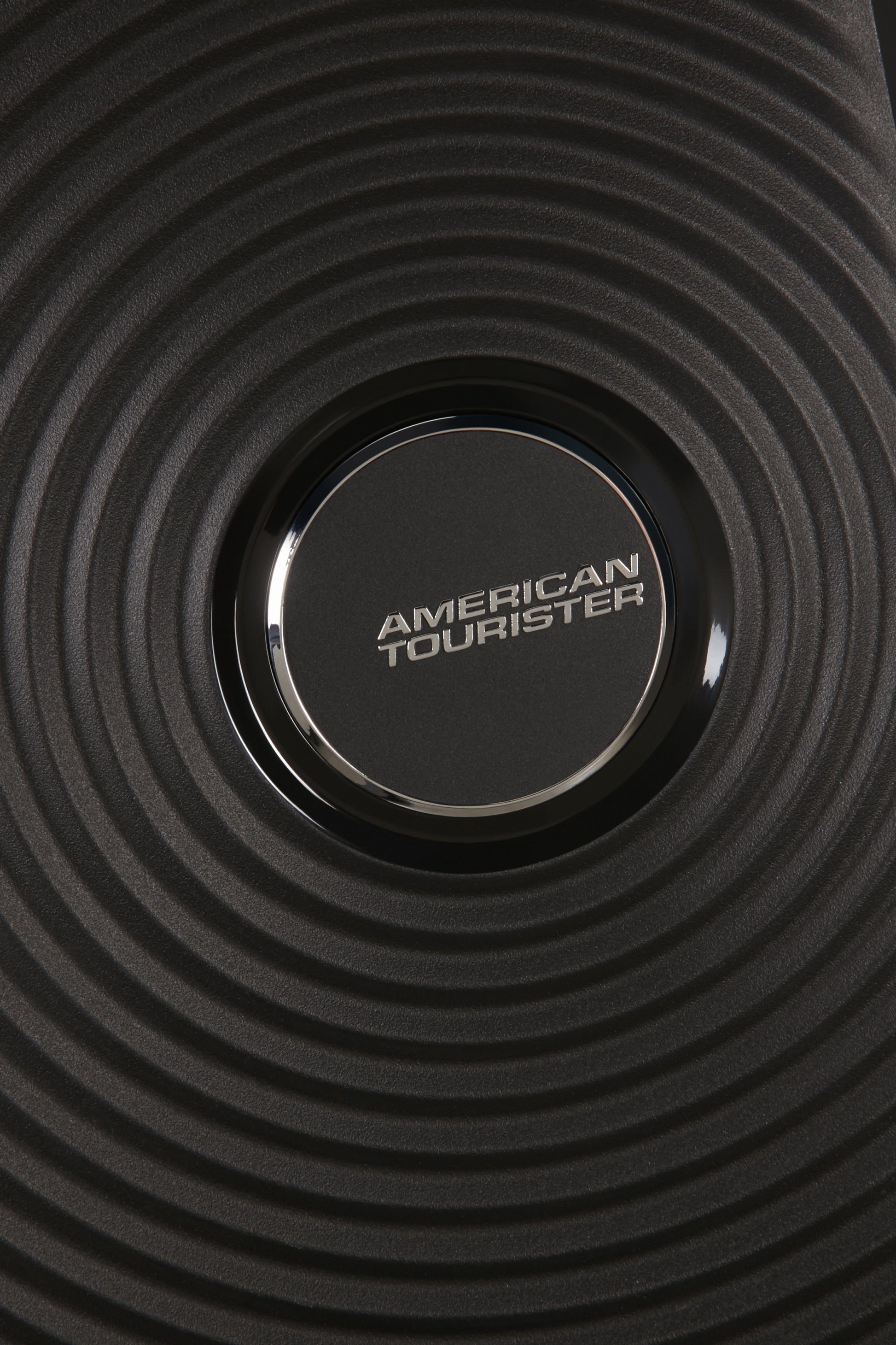 American Tourister SoundBox Spinner TSA Expandable 67cm