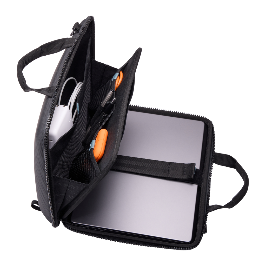 Thule Gauntlet attaché MacBook® Pro 14"