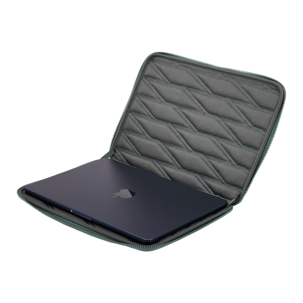 Thule Gauntlet Sleeve MacBook® Pro 14"