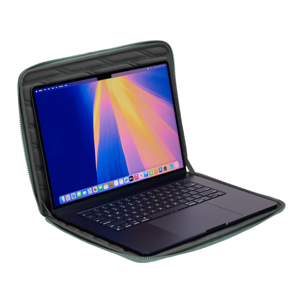 Thule Gauntlet Sleeve MacBook® Pro 16"
