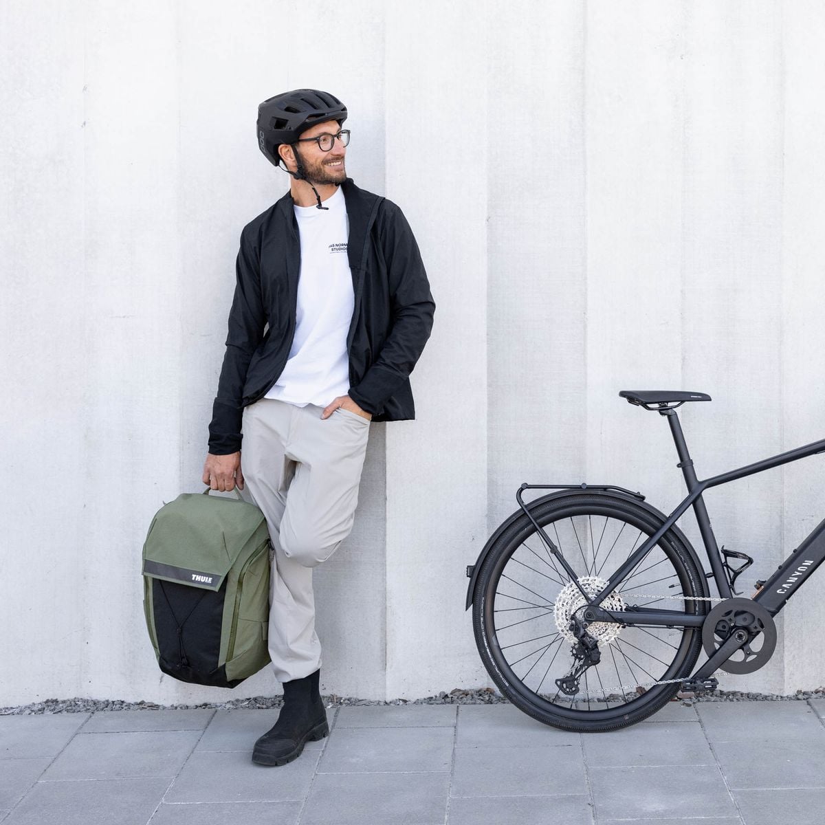 Thule Paramount Bike Commute Backpack 28L