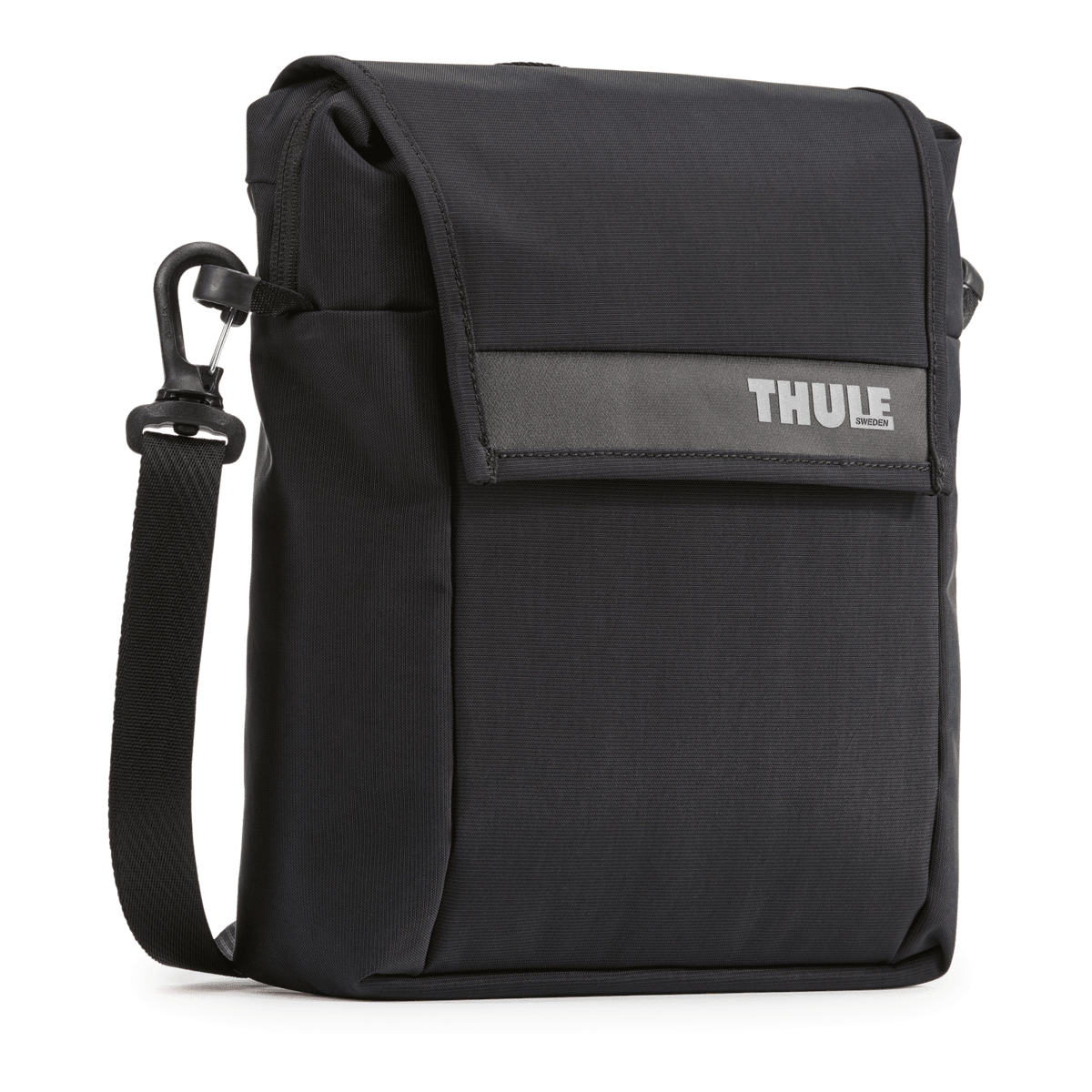 Thule Paramount Crossbody Bag