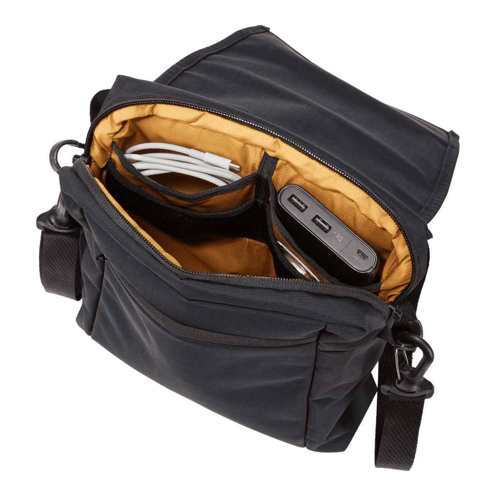 Thule Paramount Crossbody Bag