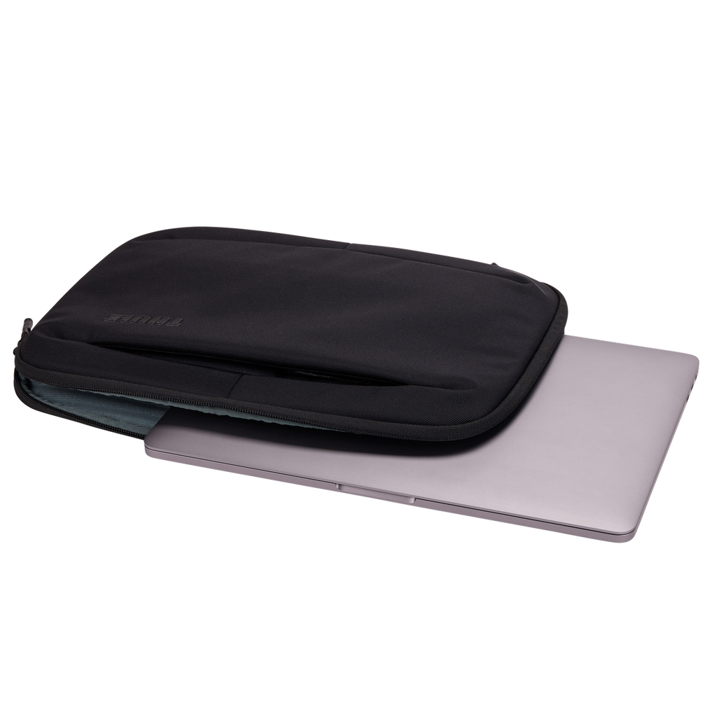 Thule Subterra 2  13'' PC sleeve