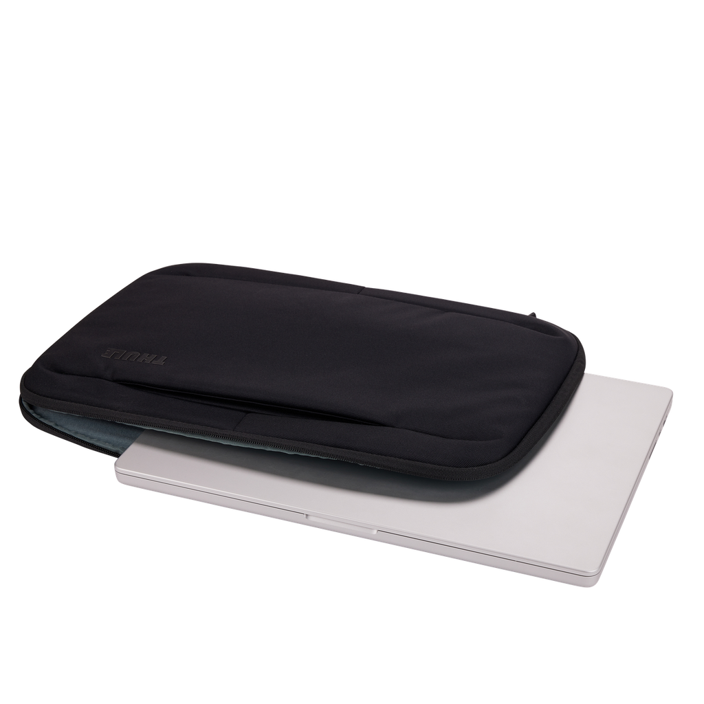 Thule Subterra 2  16'' MacBook Sleeve