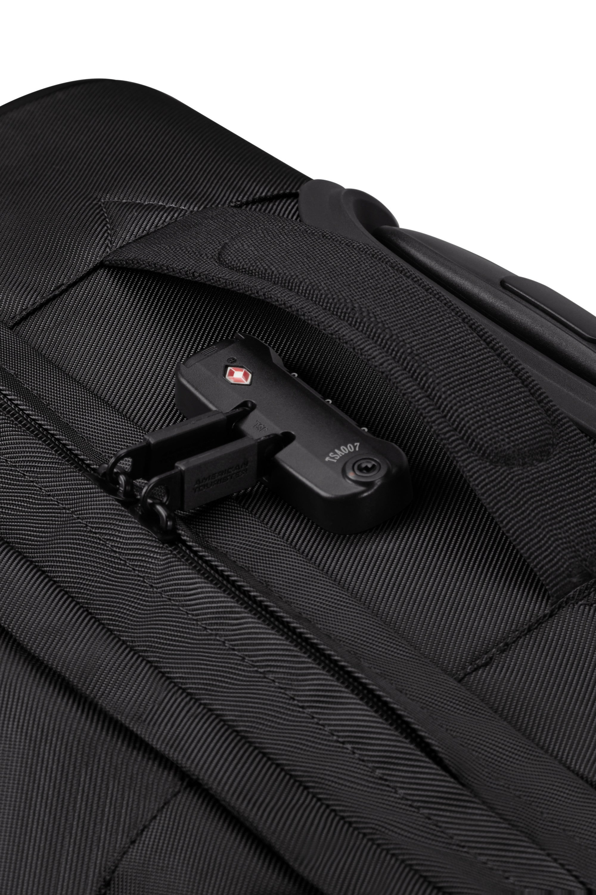 American Tourister Urban Track Duffle with Wheels/Backpack