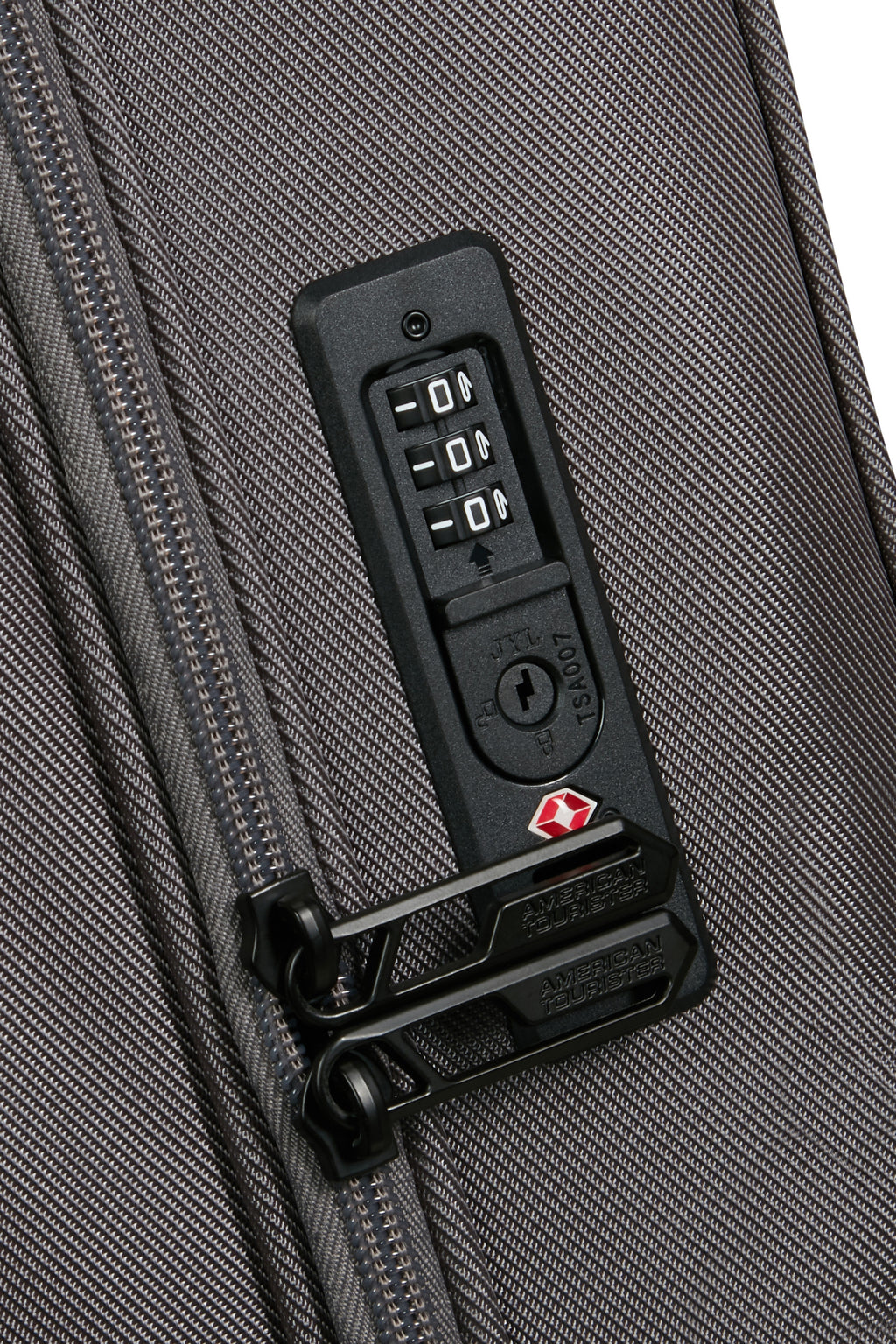 American Tourister Urban Track Spinner 79cm