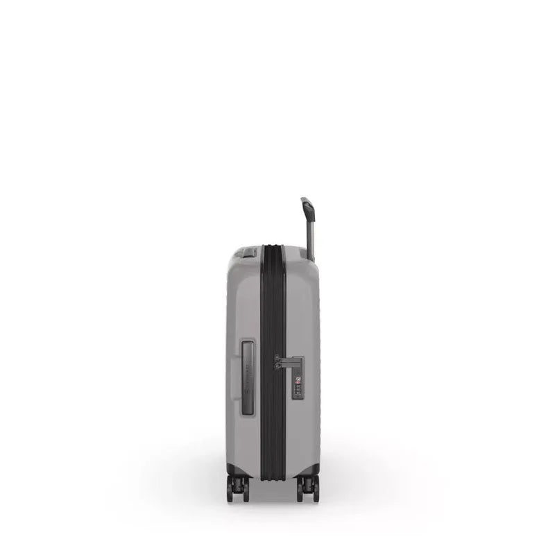 Victorinox Airox Advanced Global Carry On