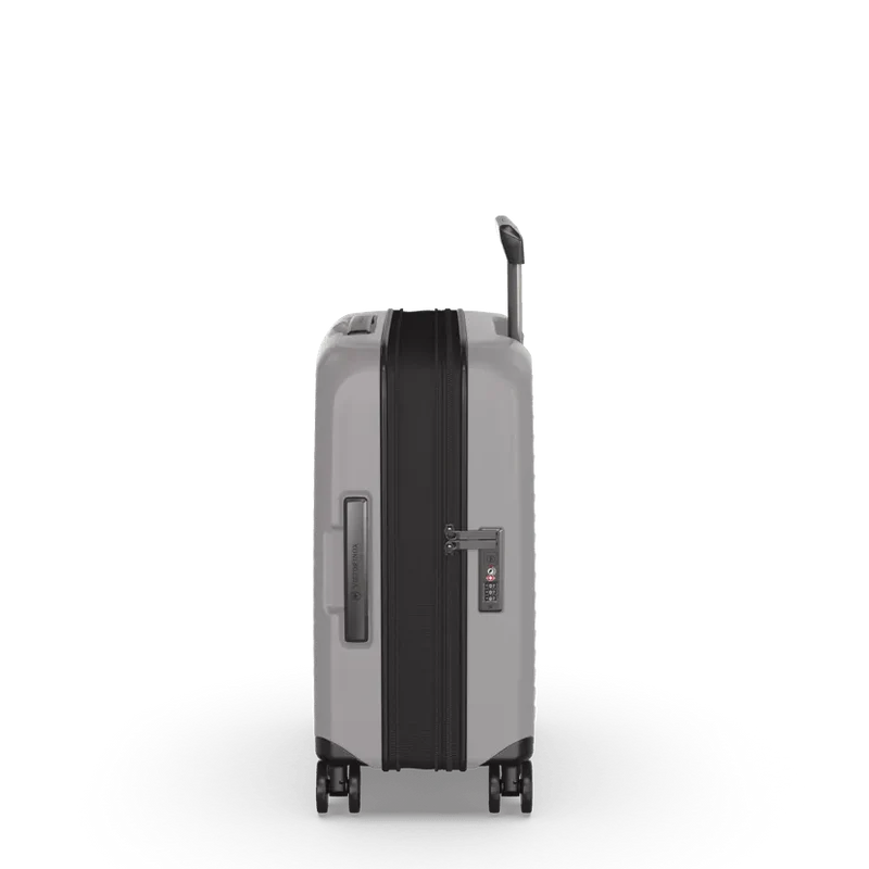 Victorinox Airox Advanced Global Carry On