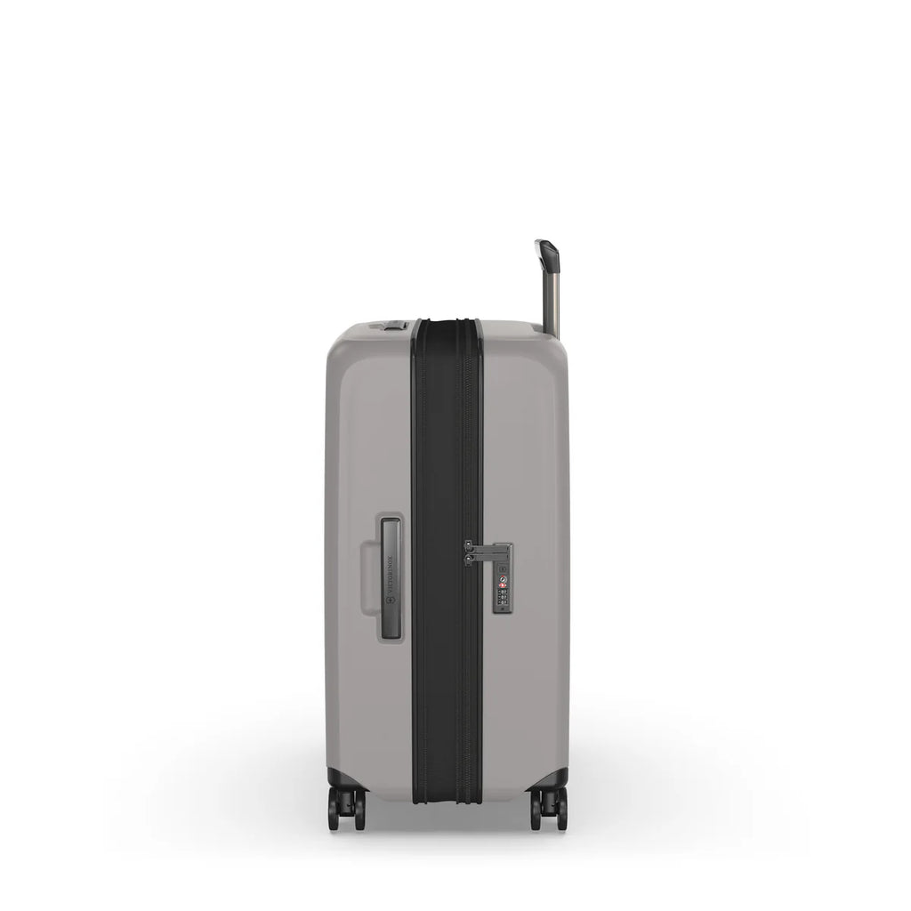 Victorinox Airox Advanced Medium Spinner