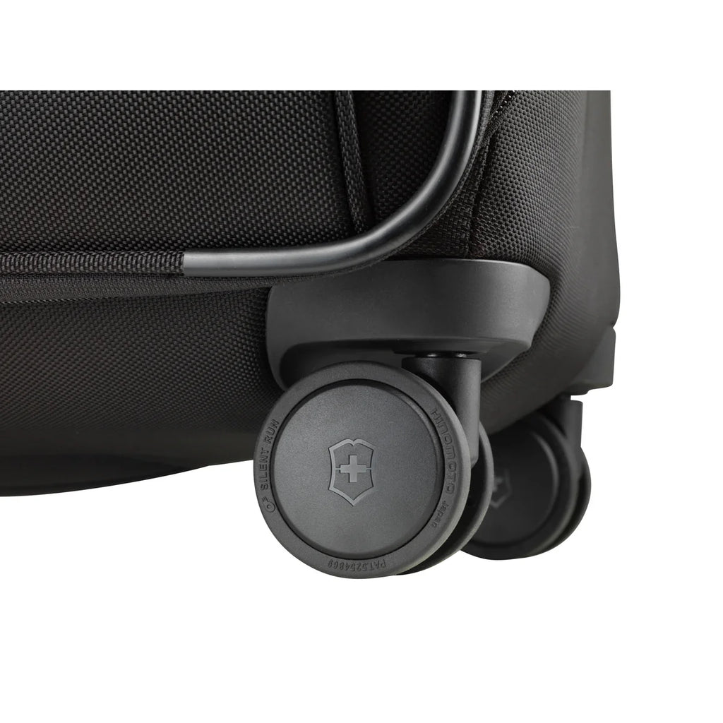 Victorinox Werks Traveler 6.0 - Global Carry-On